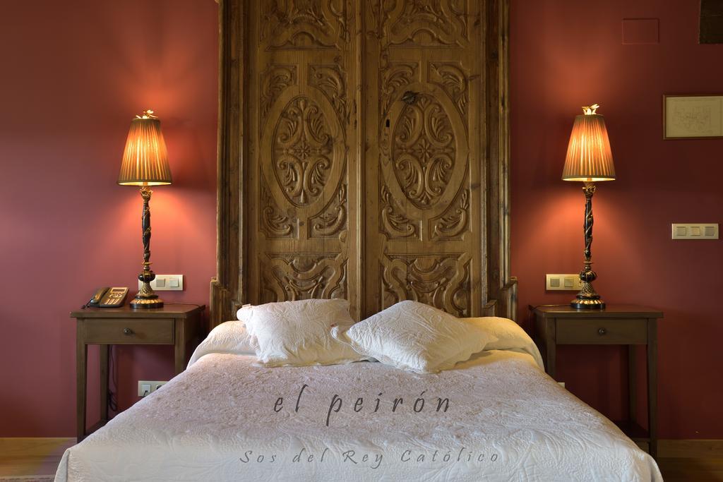 El Peiron Hotel ซอส เดลไรย์ กาโตลีโก ภายนอก รูปภาพ