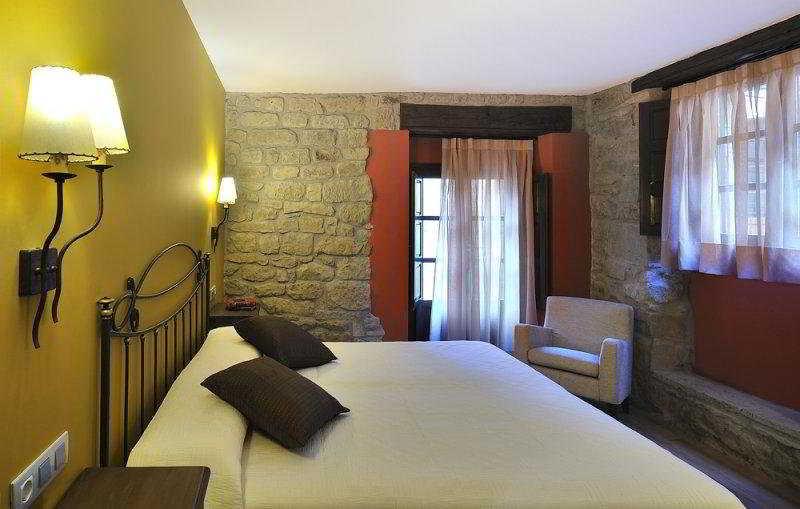 El Peiron Hotel ซอส เดลไรย์ กาโตลีโก ภายนอก รูปภาพ